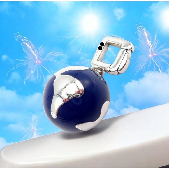 Vintage Louis Vuitton 18k White Gold Enamel Globe World Diamond Charm Pendant - Picture 2 of 10